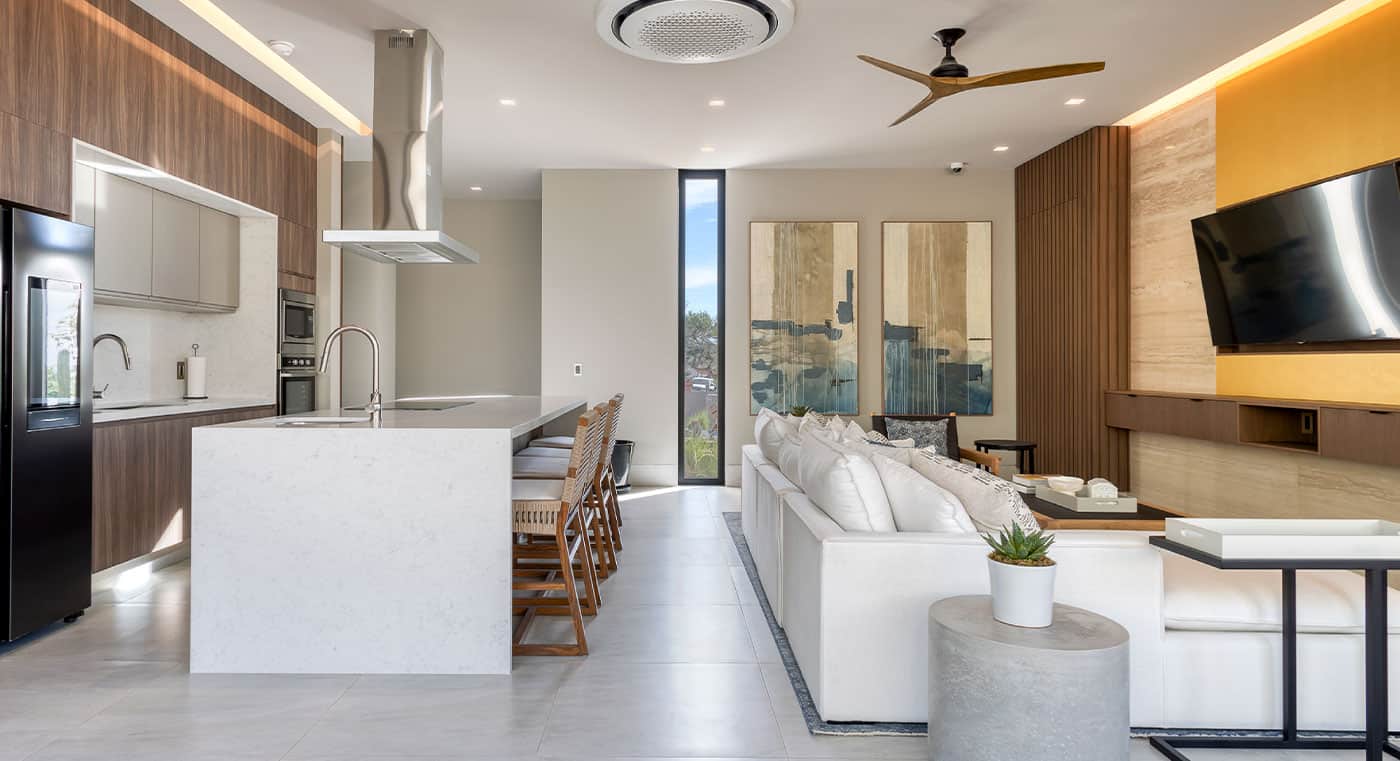 Wen Living Kitchen & Living Room Area